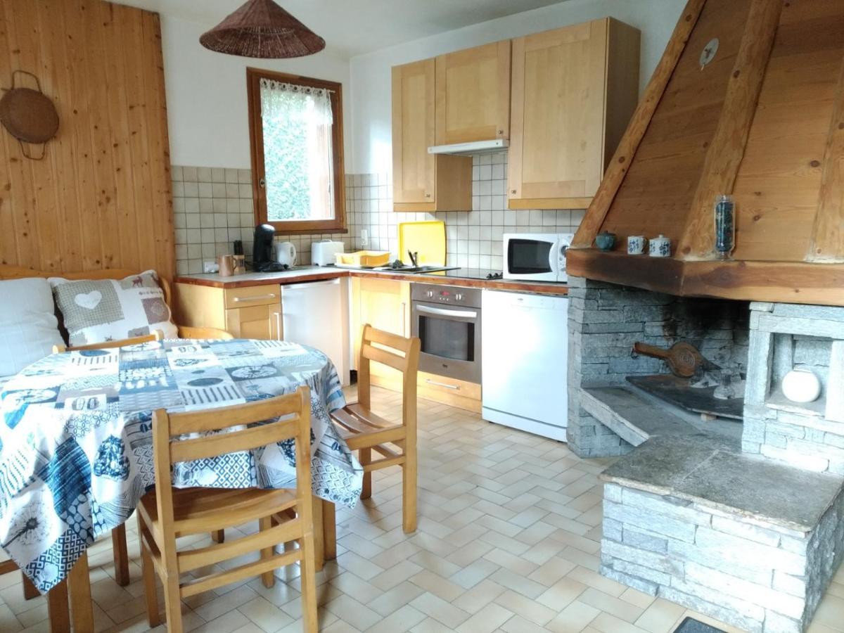 Chalet Avec Jardin Бур-Сен-Морис Екстериор снимка